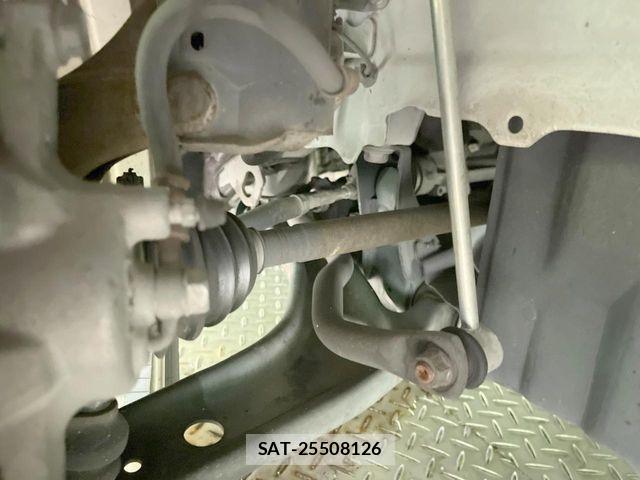 Toyota AQUA 2013-02 8795257-19