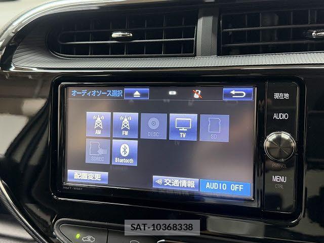 Toyota AQUA 2017-09 8795246-7