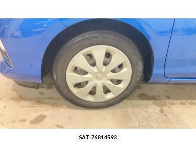 Toyota AQUA 2014-03 8795267-28