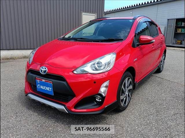 Toyota AQUA 2016-05 8795258-0
