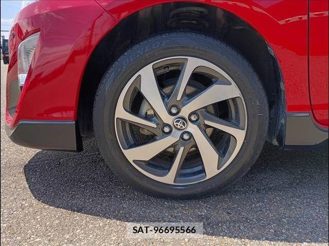 Toyota AQUA 2016-05 8795258-16