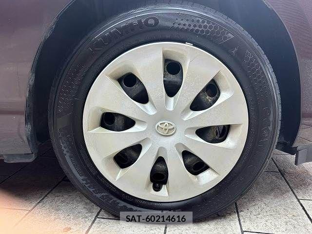 Toyota AQUA 2014-01 8795260-6