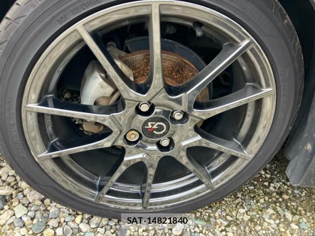 Toyota AQUA 2016-04 8795259-11
