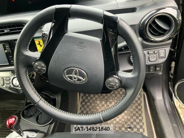 Toyota AQUA 2016-04 8795259-17
