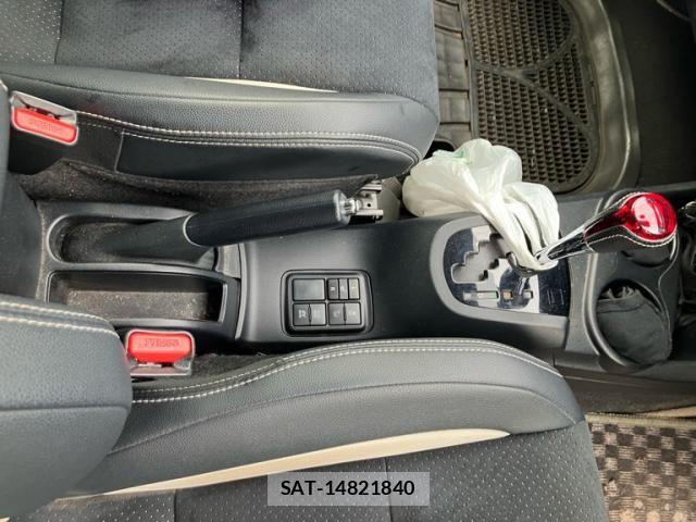 Toyota AQUA 2016-04 8795259-19