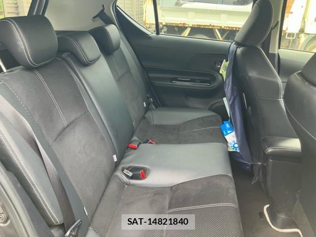 Toyota AQUA 2016-04 8795259-23
