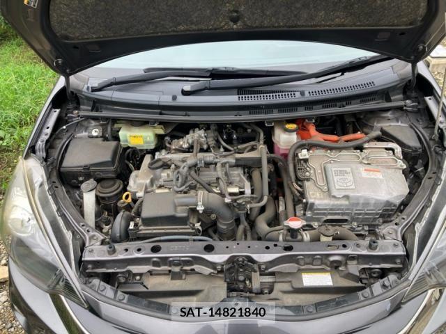Toyota AQUA 2016-04 8795259-6
