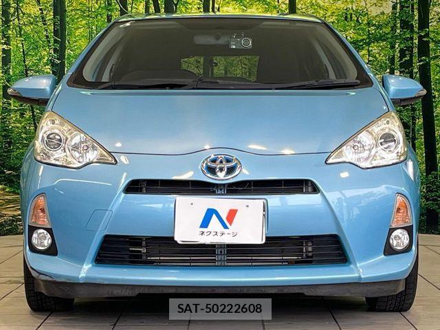 Toyota AQUA 2014-02 8795261-13