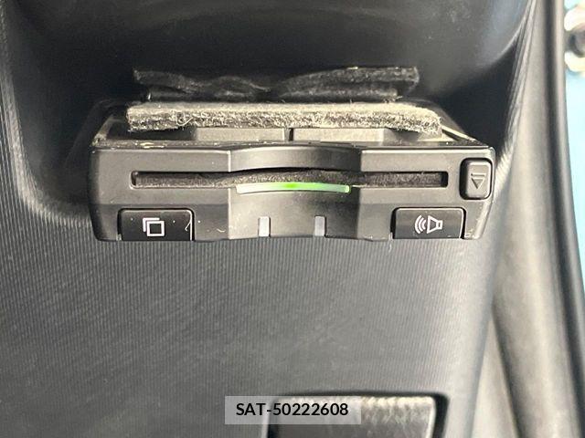 Toyota AQUA 2014-02 8795261-5