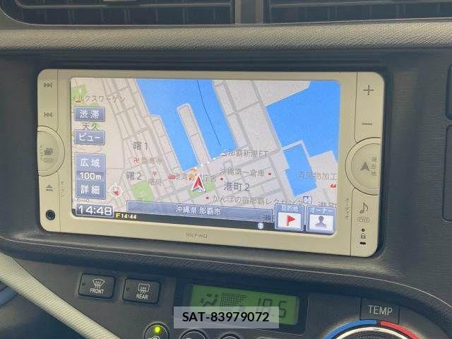 Toyota AQUA 2013-06 8795256-2