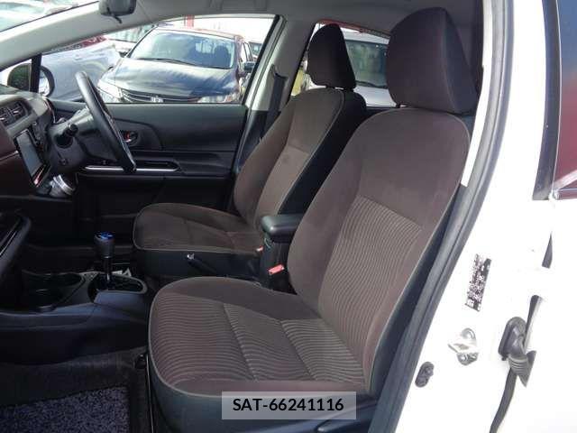 Toyota AQUA 2016-07 8795251-10