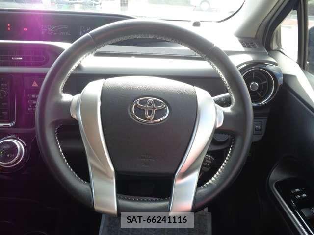 Toyota AQUA 2016-07 8795251-13