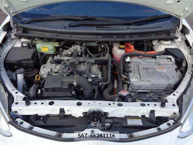 Toyota AQUA 2016-07 8795251-18
