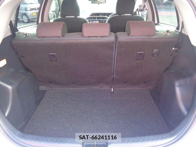Toyota AQUA 2016-07 8795251-19