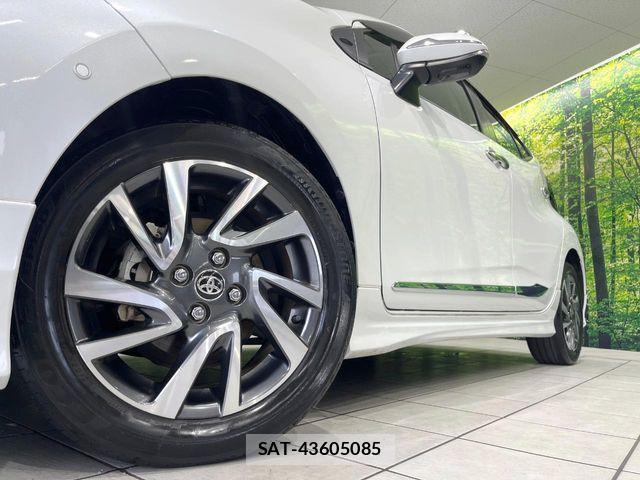 Toyota AQUA 2022-03 8795231-12