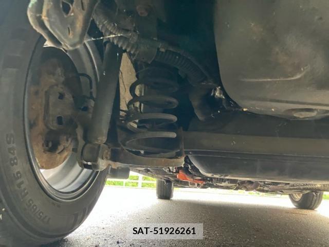 Toyota AQUA 2013-05 8795273-14