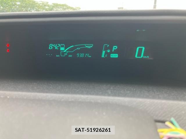 Toyota AQUA 2013-05 8795273-19