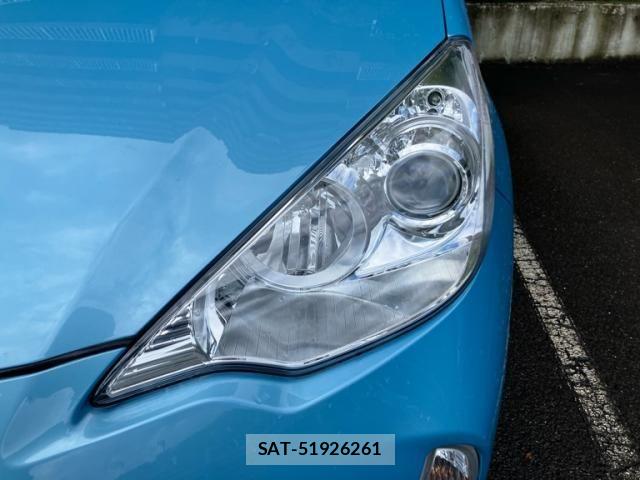 Toyota AQUA 2013-05 8795273-3