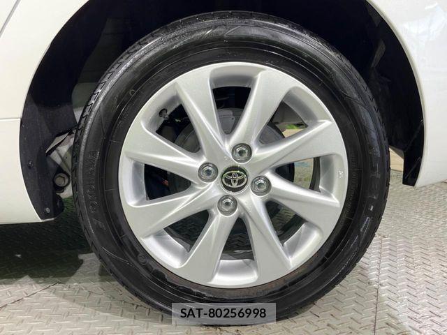 Toyota AQUA 2021-08 8795233-12