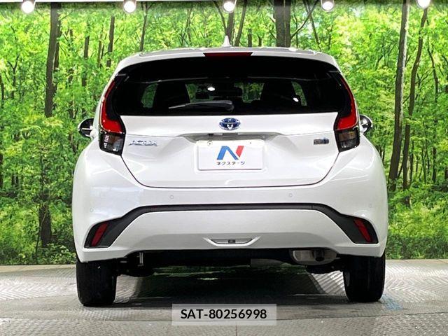 Toyota AQUA 2021-08 8795233-14