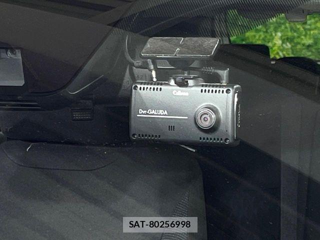 Toyota AQUA 2021-08 8795233-5