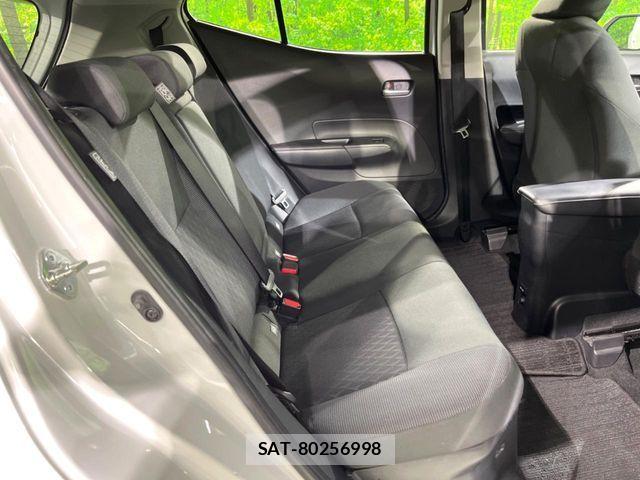 Toyota AQUA 2021-08 8795233-8