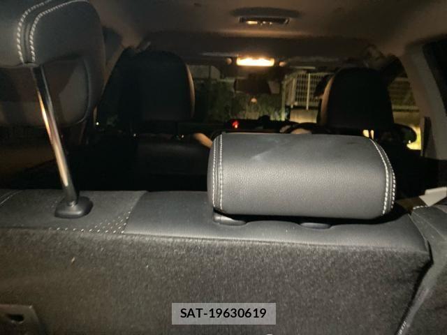 Toyota AQUA 2015-11 8795264-11