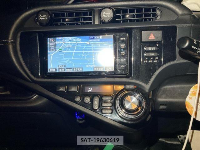 Toyota AQUA 2015-11 8795264-20