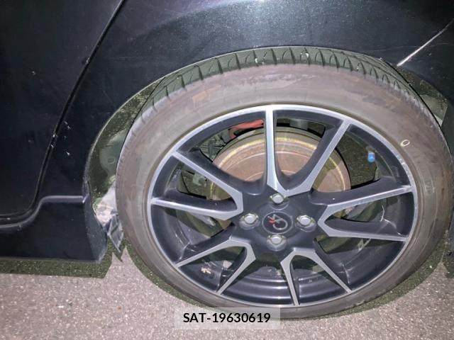 Toyota AQUA 2015-11 8795264-5