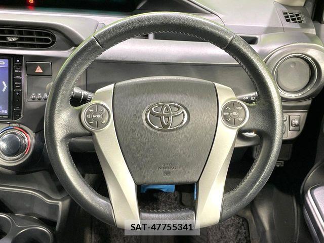 Toyota AQUA 2013-11 8795249-12