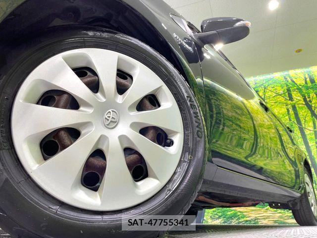 Toyota AQUA 2013-11 8795249-14