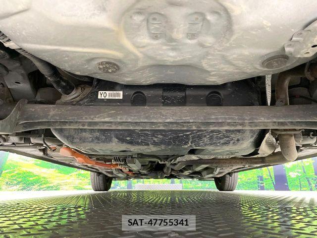 Toyota AQUA 2013-11 8795249-19