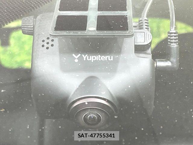 Toyota AQUA 2013-11 8795249-4