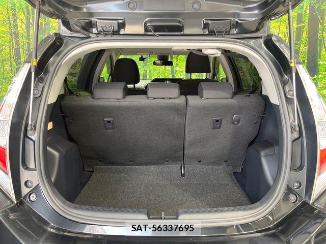 Toyota AQUA 2018-02 8795247-9