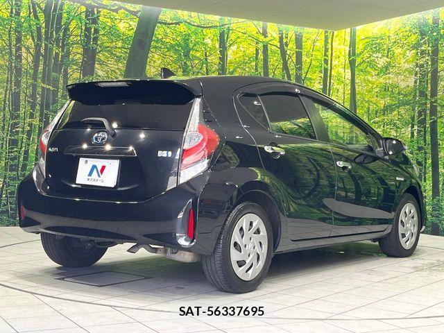 Toyota AQUA 2018-02 8795247-16