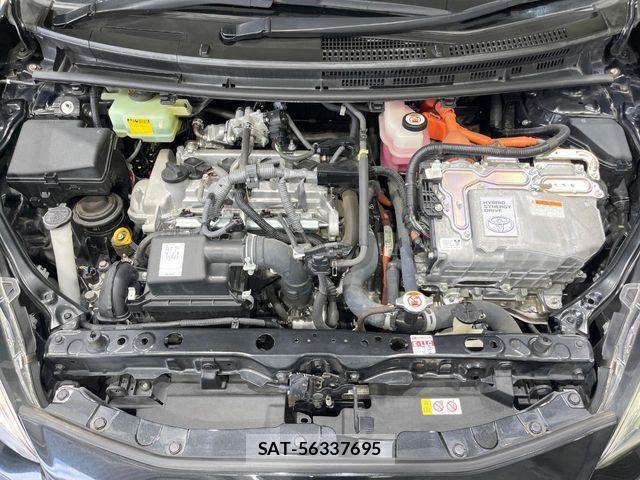 Toyota AQUA 2018-02 8795247-17