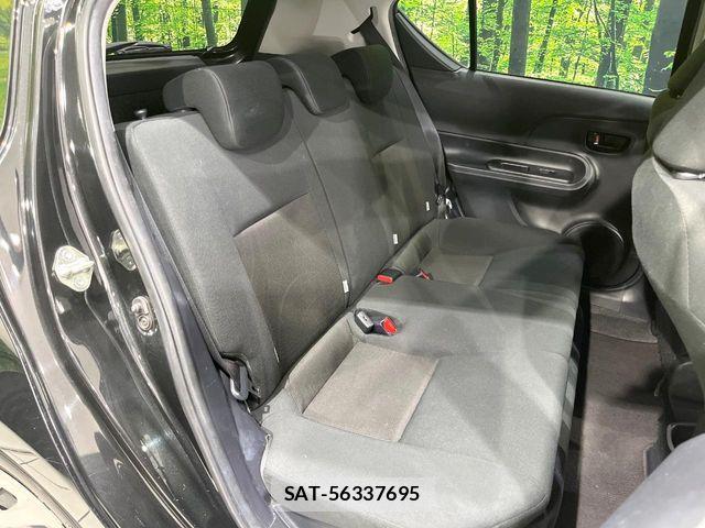 Toyota AQUA 2018-02 8795247-8