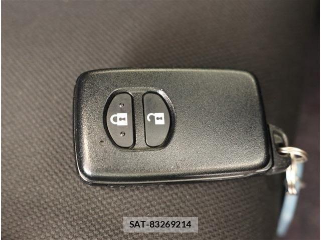 Toyota AQUA 2020-10 8795248-16