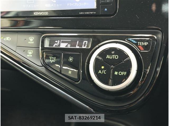 Toyota AQUA 2020-10 8795248-7