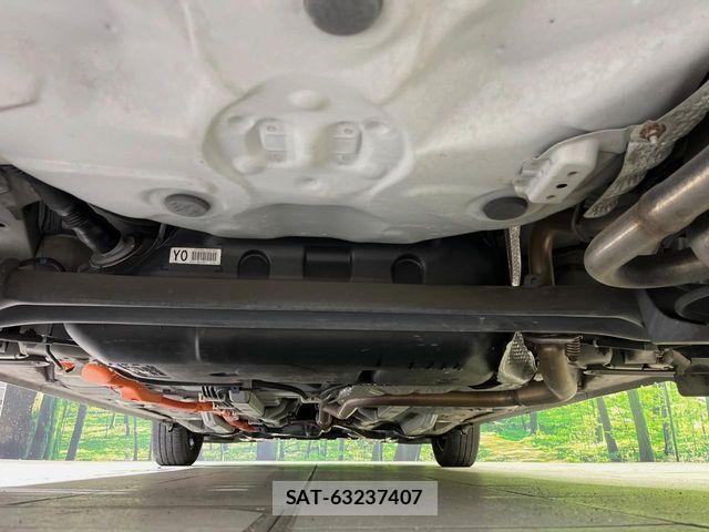 Toyota AQUA 2013-09 8795253-18