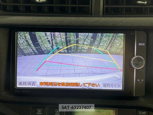 Toyota AQUA 2013-09 8795253-3