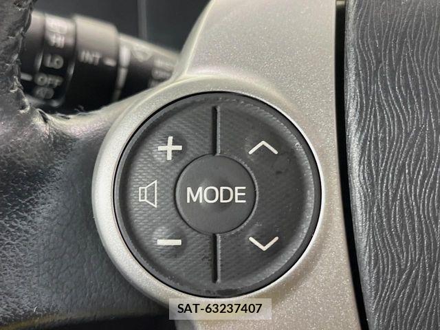 Toyota AQUA 2013-09 8795253-5