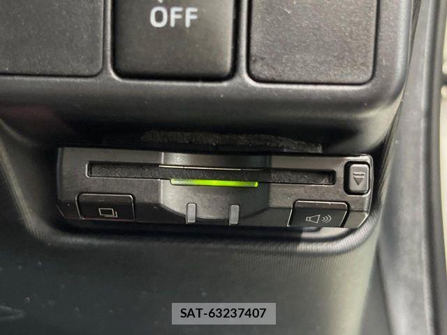 Toyota AQUA 2013-09 8795253-6