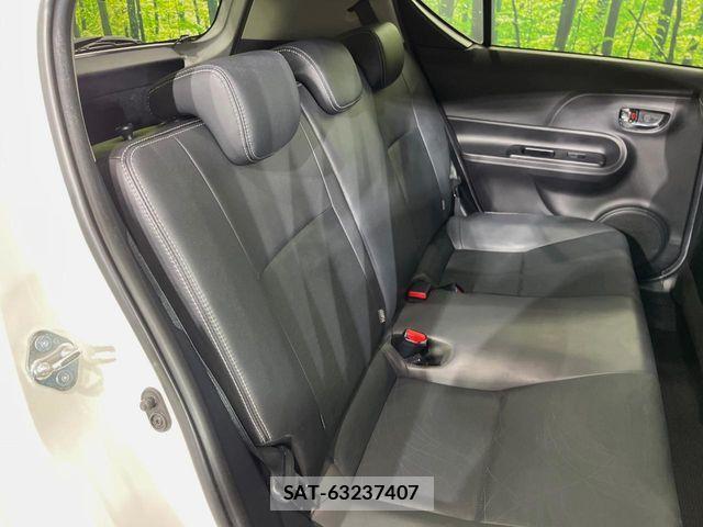 Toyota AQUA 2013-09 8795253-8