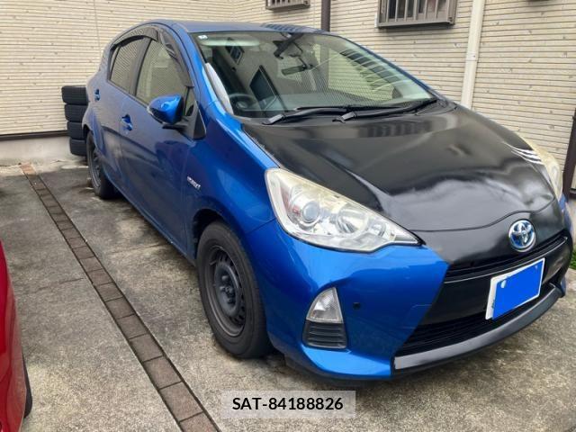 Toyota AQUA 2014-07 8795271-1