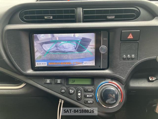 Toyota AQUA 2014-07 8795271-18