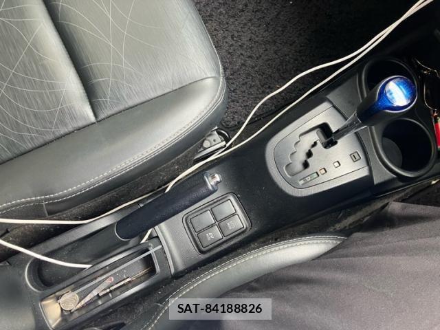 Toyota AQUA 2014-07 8795271-19