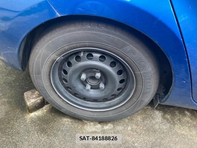 Toyota AQUA 2014-07 8795271-3