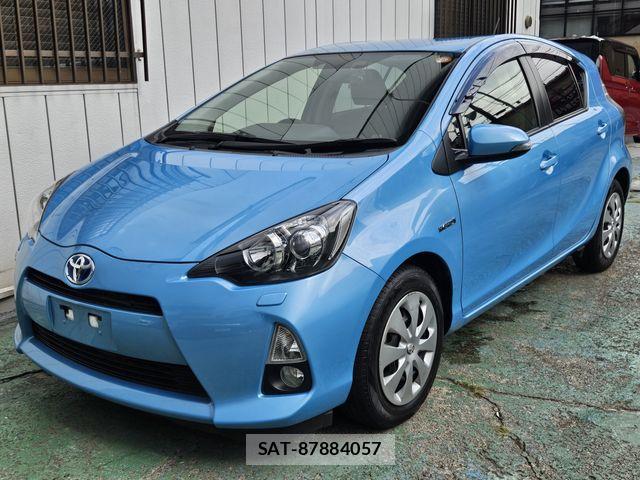 Toyota AQUA 2014-09 8795263-0