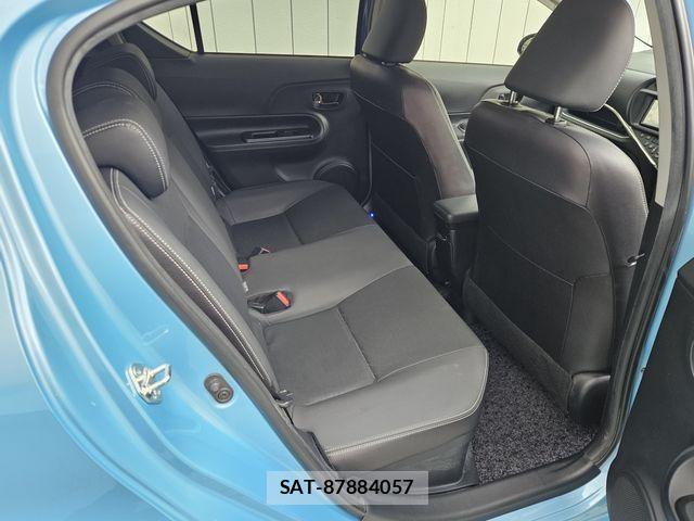Toyota AQUA 2014-09 8795263-10